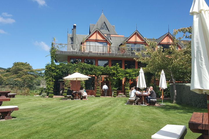 Private Waipara Valley Wine Tasting Tour with optional Gourmet Lunch - Image 3