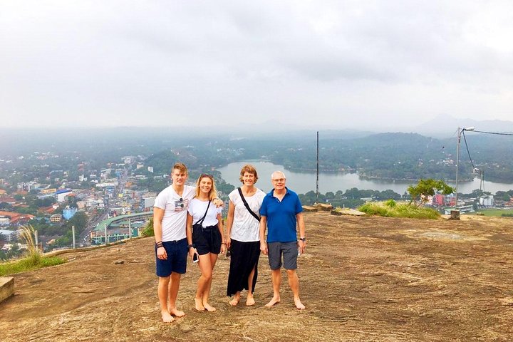 08 Nights in Magical Sri Lanka - Image 3