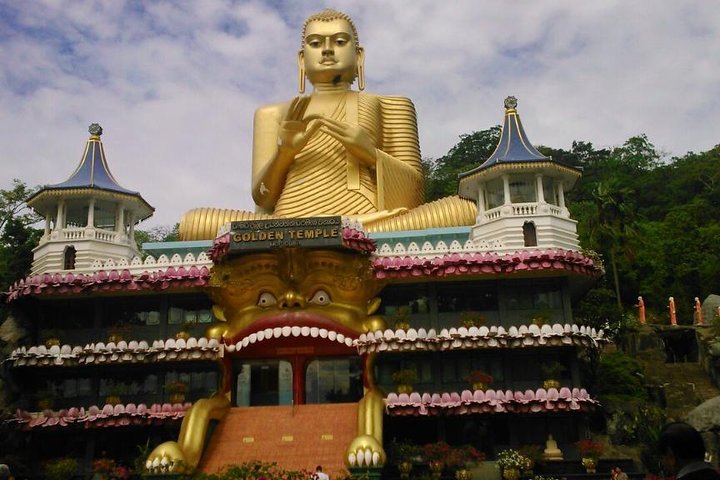 10 Day Round tour In Sri Lanka - Image 1