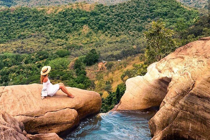 14-Days Private Tour in Sri Lanka with Pick Up - Image 4