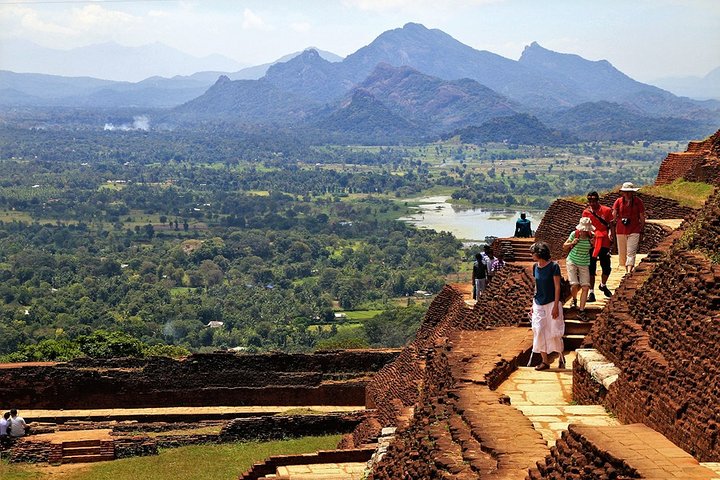 14-nights/15-days Sri Lanka round tour by car - with Nilaveli Beach - Image 1
