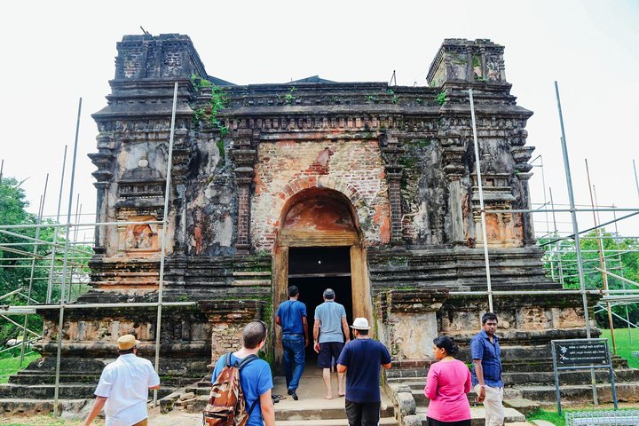 7-Day Culture and Heritage tour of Sri Lanka - Image 2