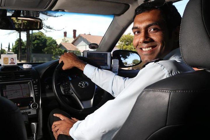 AirPort CMB to Colombo Private Taxi 247 Lowest Price Mini Bus, Car, Van - Image 1