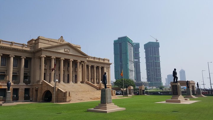 All-Inclusive Private Day Trip to Colombo with Lunch - Image 3