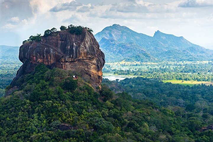 All Inclusive Sigiriya and Dambulla Private Day Tour from Colombo - Image 1