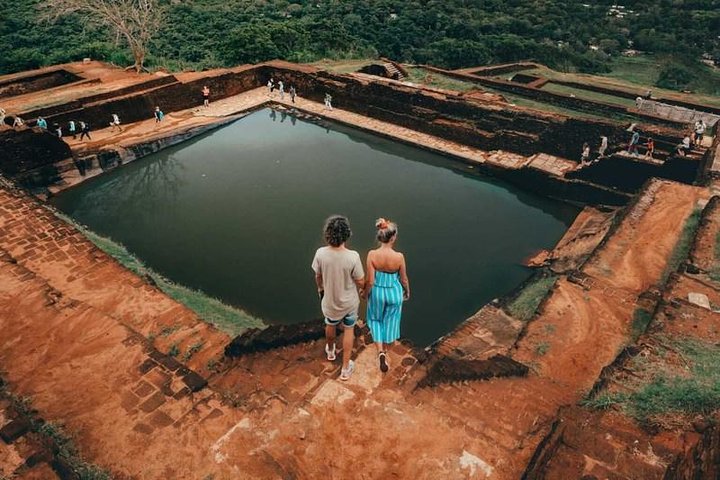 All-Inclusive Sigiriya Rock Fortress and Dambulla Cave Temples Private Day Trip - Image 3