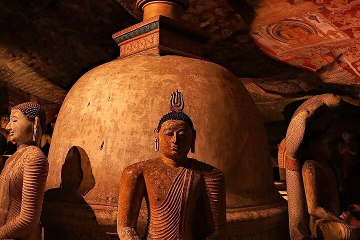 All Inclusive Sigiriya Rock Fortress & Dambulla Cave Temple Tour - Image 3