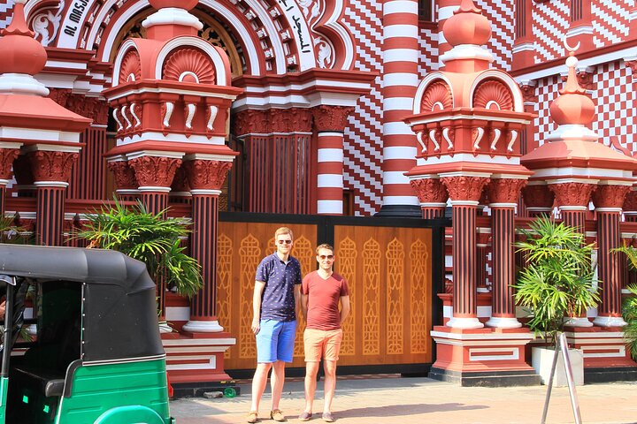 Best of Colombo - Private Guided City Tour - Image 1