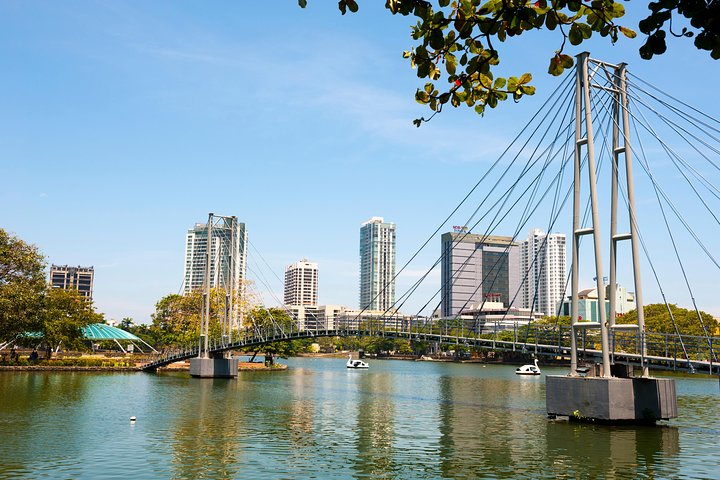 City Tour in Colombo - Image 1