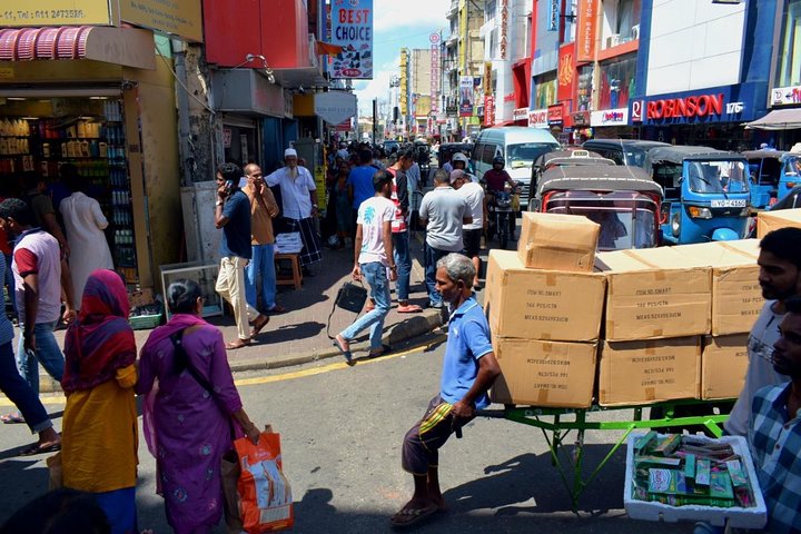 City Tour in Colombo - Image 4