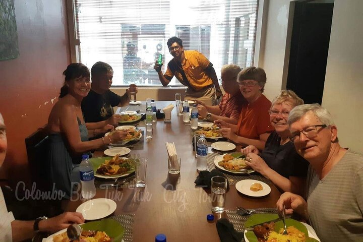 Colombo Bay Tuk Tuk City Tour - Image 5