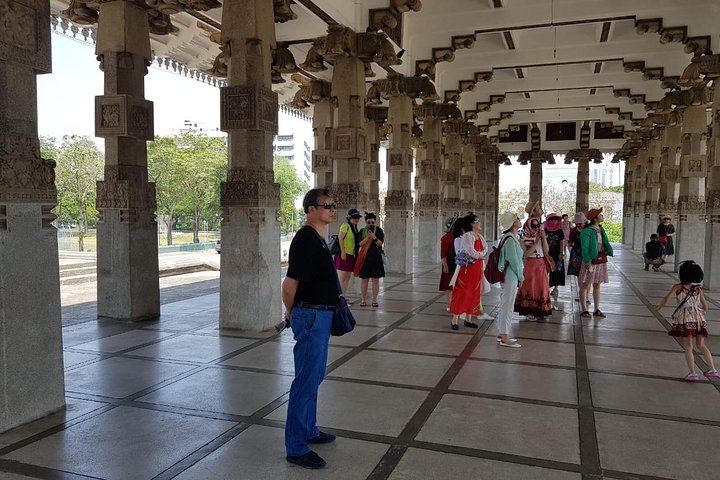 Colombo City private group sightseeing and shopping tour with Driver  - Image 5