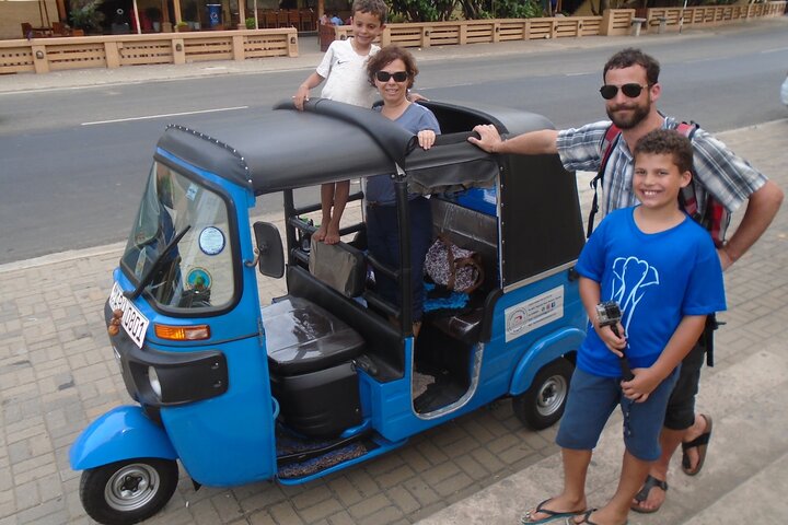 Colombo City Tour by Tuk Tuk Morning & Evening ( Private ) - Image 2