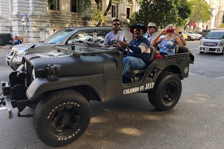 Colombo City Tour by Vietnam War Jeep from Colombo Port - Image 2