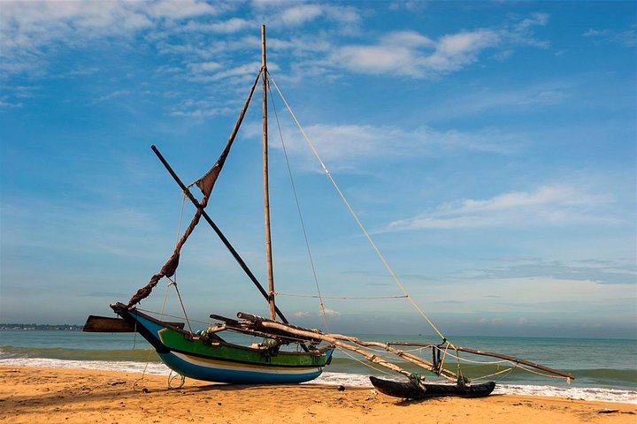 Colombo Port Passenger terminal Shore excursion - Negombo beach - Image 1