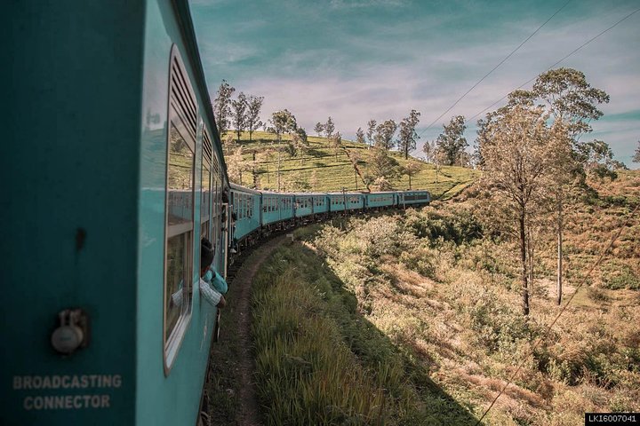 Discover Serendib by Rail (8 Days) - Image 4