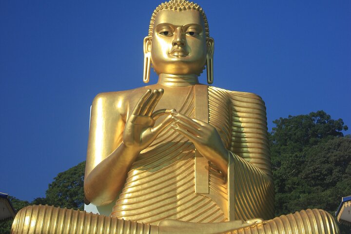  Exclusive Guided Tour of 10 Days  - Image 3