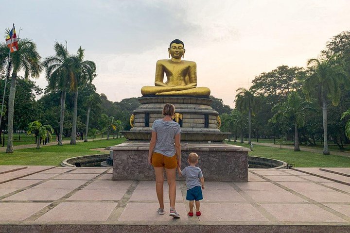 Full Day Private Custom Colombo City Tour from Colombo Harbor - Image 3