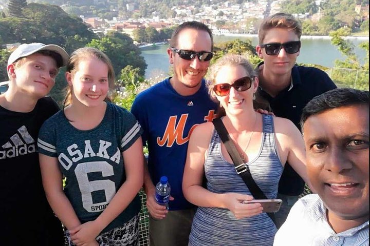 Full day private custom tour to Kandy - Image 1