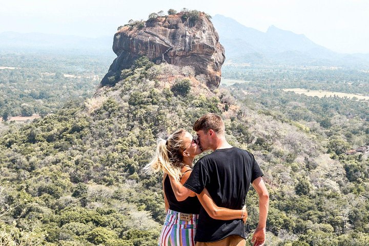 Instagramble Sri Lanka - 7 Days - Image 1