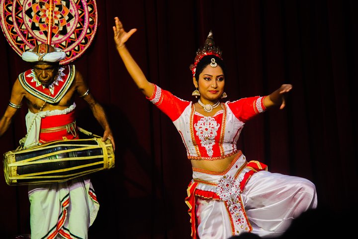 Kandy Day Tour from Colombo or Negombo by Private Car or Van with Driver - Image 3