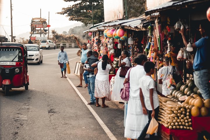 Life of a Local in Colombo City Tour - Image 4
