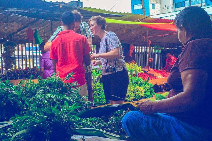 Local Market Tour & Cooking Demo with Lunch from Colombo Harbor - Image 1