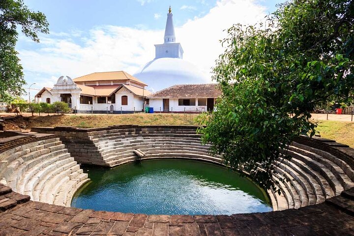 Private Day Tour Of Anuradhapura and Avukana From Colombo - Image 3
