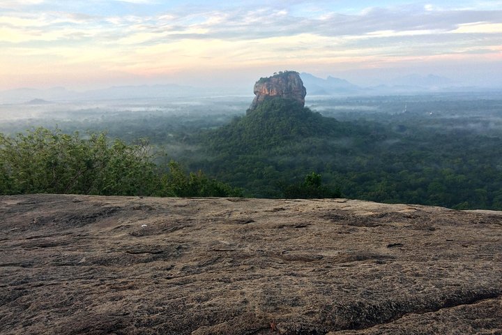 Private Day Tour to Historical Sites (Sigiriya and Dambulla) from Colombo - Image 5