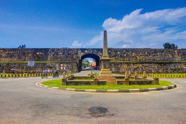 Private Galle Day Tour with Boat Safari & Tea Factory Visit - All Inclusive - Image 3