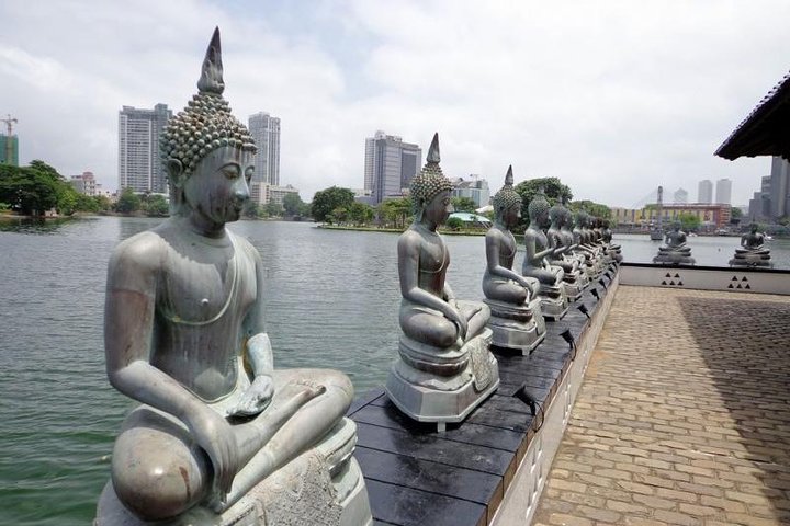 Private Tour of Colombo with Ajeet De Soyza - Image 3