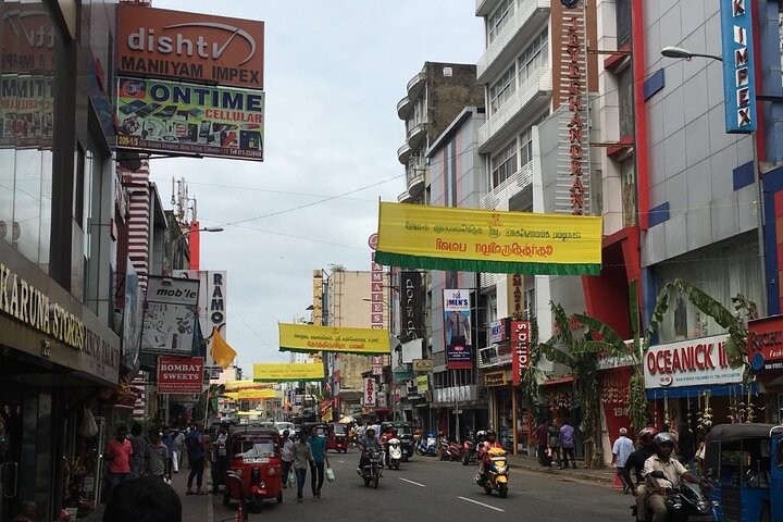 Shopping Tour By Tuk Tuk from Colombo Port Passenger Terminal.  - Image 2