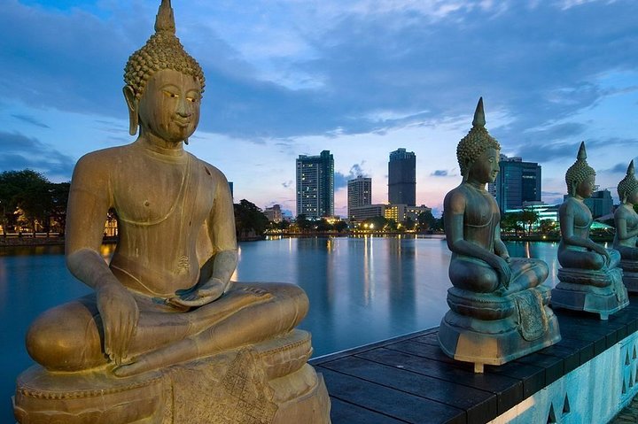 Shore Excursion Colombo Port To Colombo City Tour for 4 to 6 People - Image 1