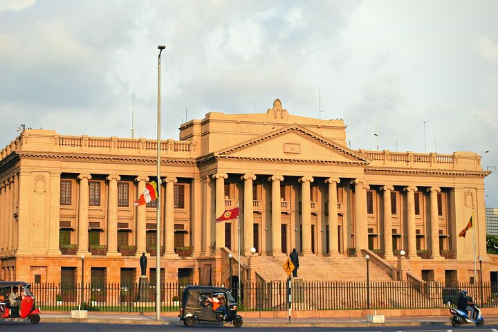 Shore Excursion to Colombo City Tour - Image 3