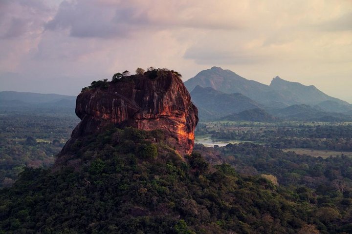 Sigiriya and Minneriya from Colombo (2 Days) - Image 3