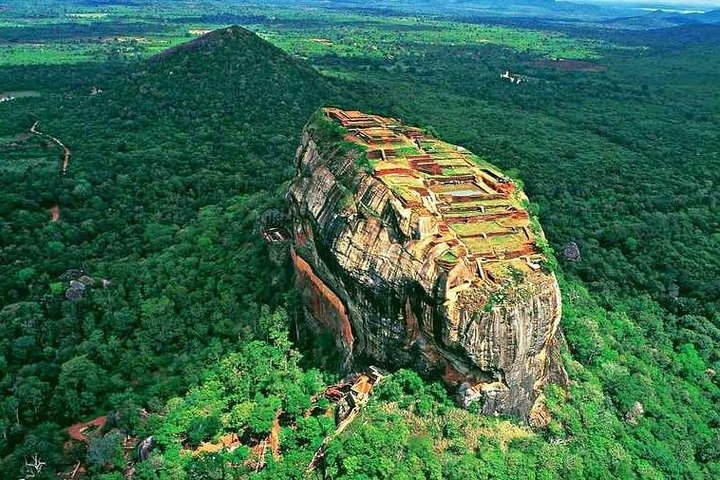 Sigiriya Day Tour from Colombo with Hotel Pick up - Image 1