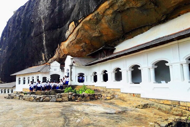 Sigiriya Rock and Dambulla Cave full day From Colombo and Negombo - Image 5