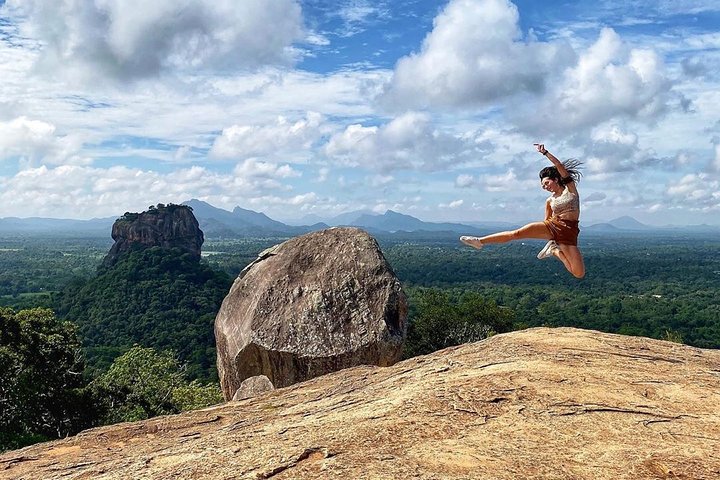 Sigiriya Rock and Dambulla Cave Temple Day Tour - Image 1