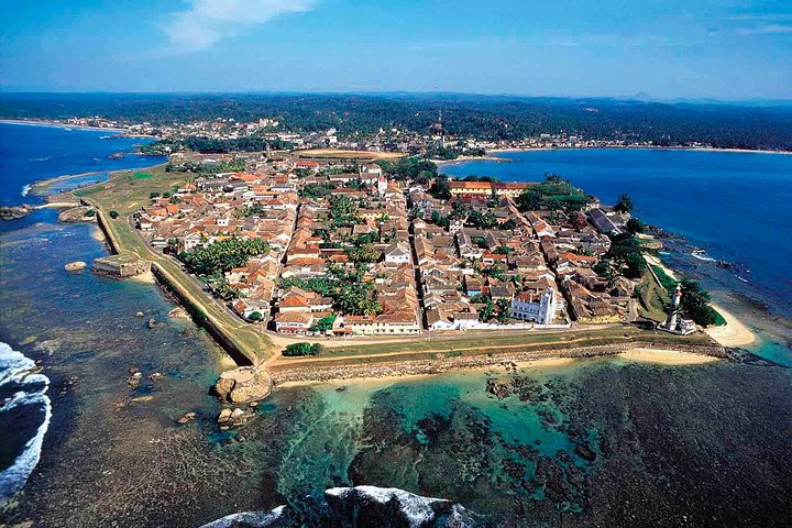 Southern Coast Highlights from Colombo Port - Image 3