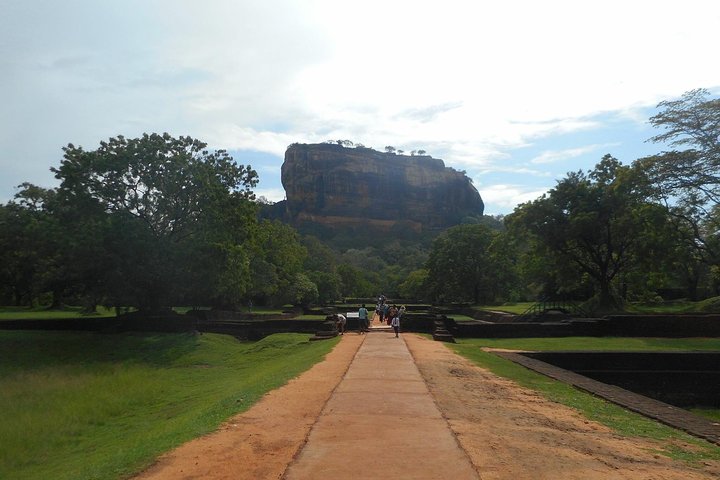 Sri Lanka Tour in 8 Days - Image 3