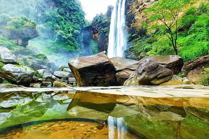 Visit beautiful Laxapana Falls & White Water Rafting Day Tour - Image 3