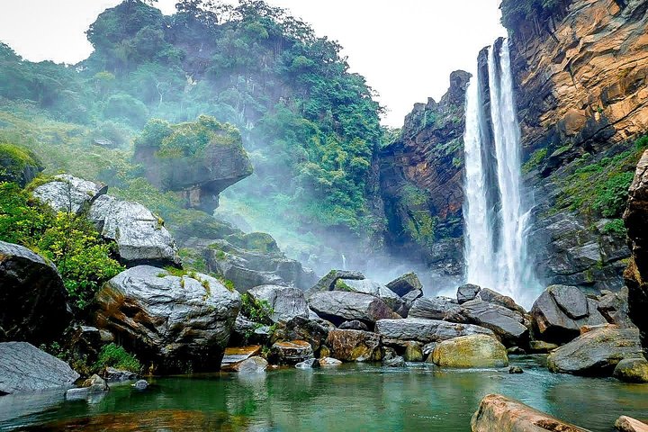 Visit beautiful Laxapana Falls & White Water Rafting Day Tour - Image 4