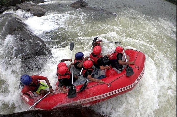 white water rafting tour - Image 4