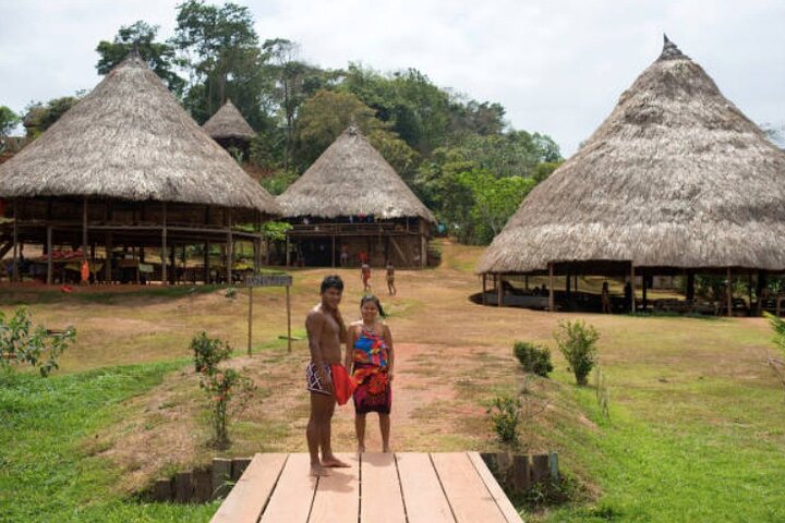 Colon Panama: Embera Indians and Miraflores Locks - Image 1