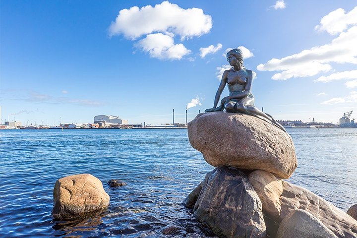 Copenhagen Private Walking Tour - Image 1