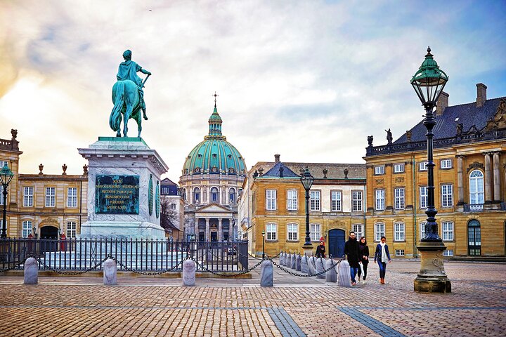Royal Copenhagen: Rosenborg and Crown Jewels - Image 2