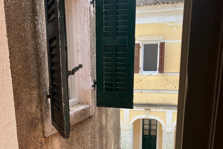 Durrells story half day - Image 3