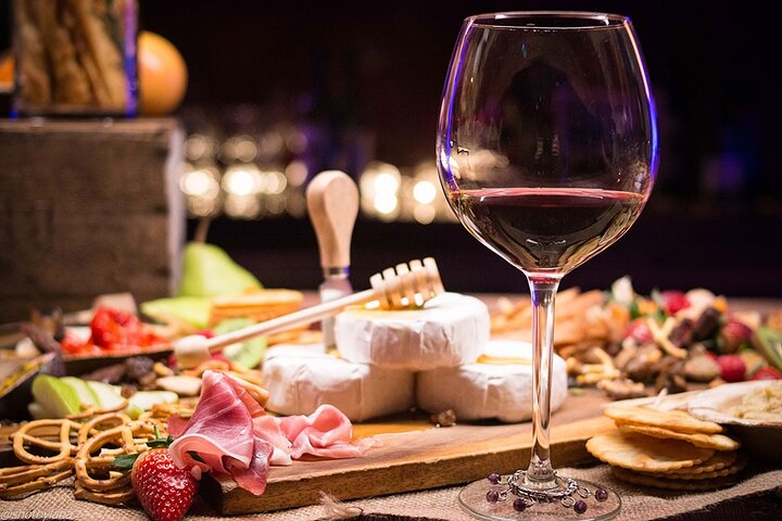Exclusive Collection: Wine Tasting with a Local Sommelier & Old Corfu Town  - Image 1