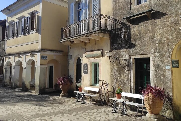 Half Day Private Durrels Tour in Corfu - Image 1