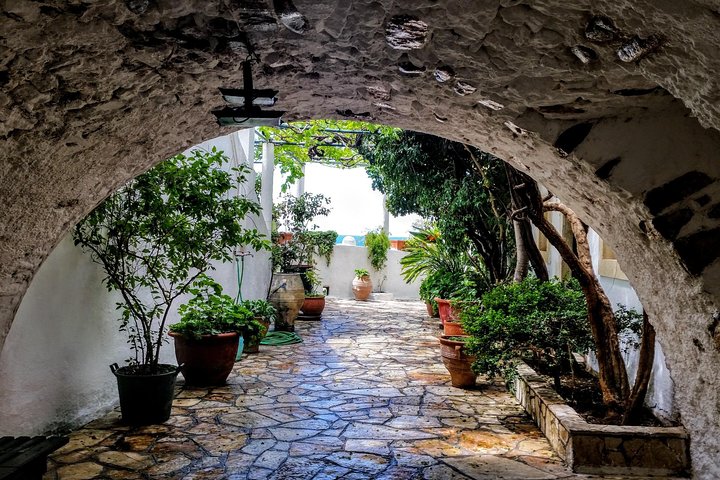 Leisurely Tour of Corfu - Image 3